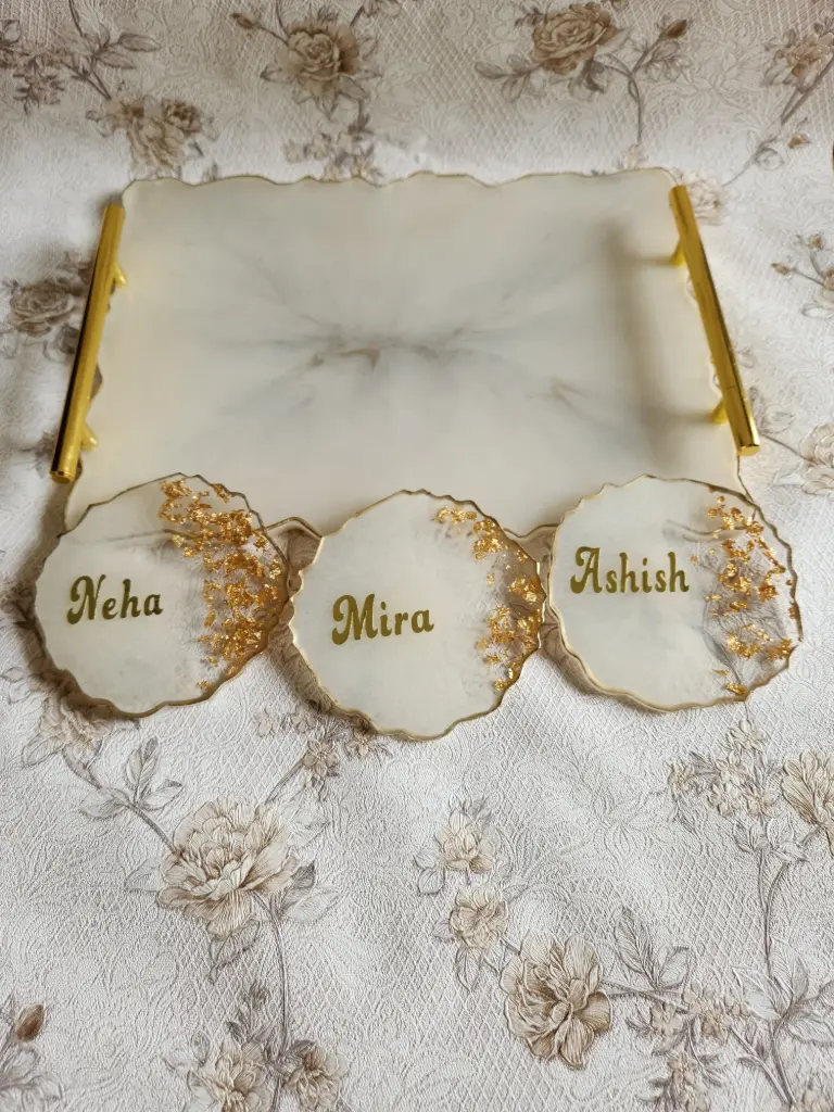 12"×9" Servi v Tray + 3 Coaster Set (White Marbling Effect)