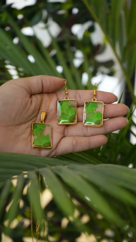 Real Dried Pressed Flower Jewellery Set