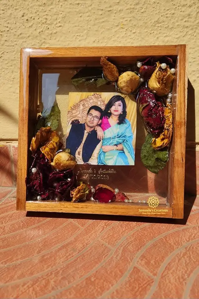 6" Teak Wood Floating Resin Photo Frame (Anniversary Gift)