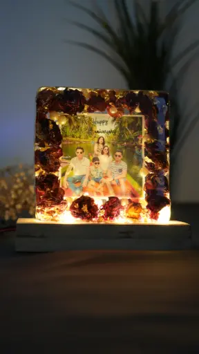 6"Resin Photo Frame with Led Pine Wood Stand