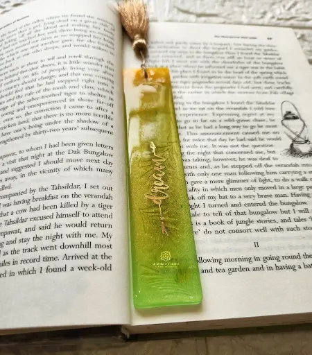 6 " Resin Bookmark (Yellowish Green)