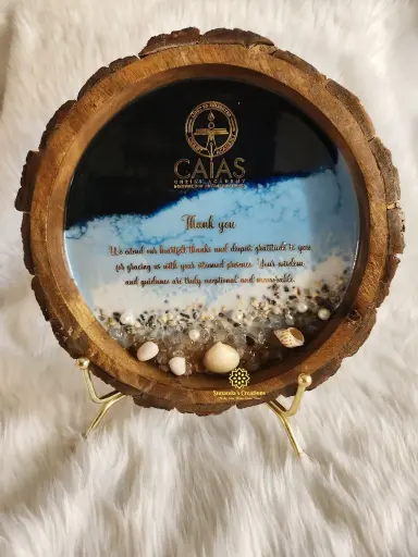 10" Mango Wood Resin Frame (Momento)