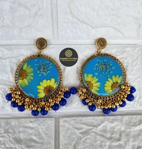 Floral Jhumka (Daisy)