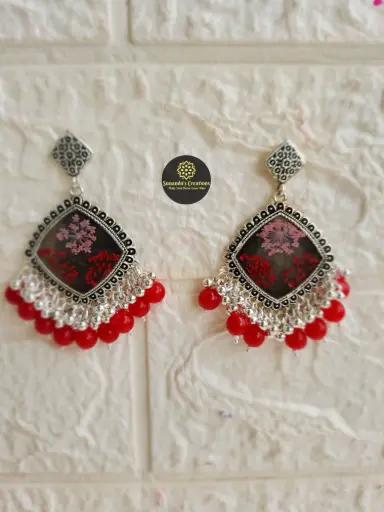 Floral Jhumka (Daisy)
